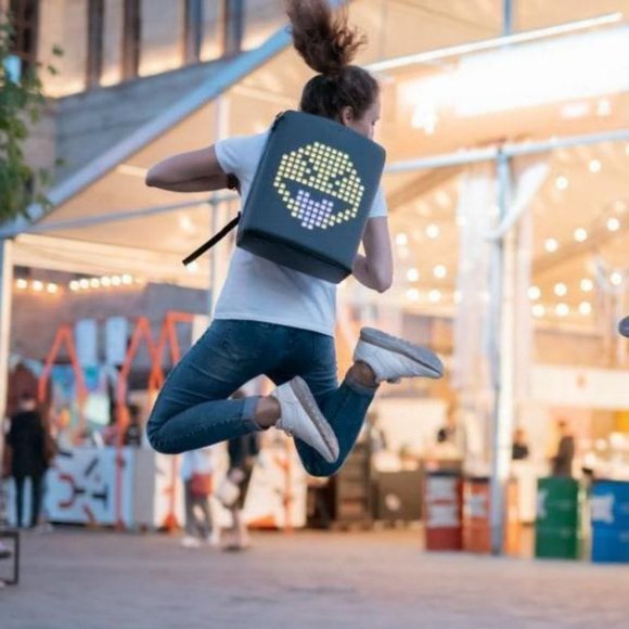 Smart LED Backpack - Picture 3 of 11